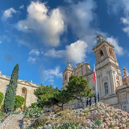 Holiday home Charming 16Th-Century House Of Character
